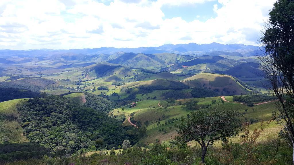 Отель Pousada Caminho De Minas Бокайна-ди-Минас Экстерьер фото