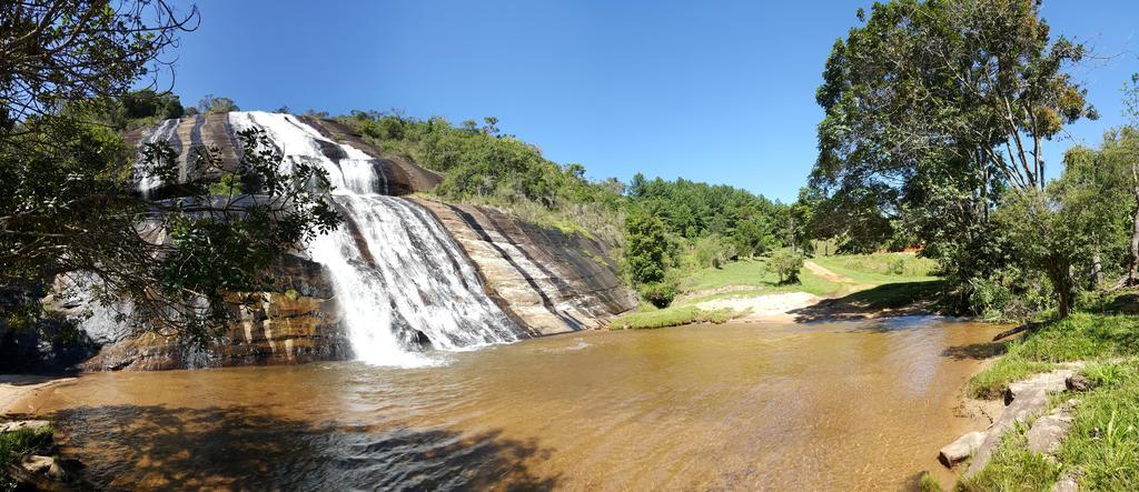 Отель Pousada Caminho De Minas Бокайна-ди-Минас Экстерьер фото